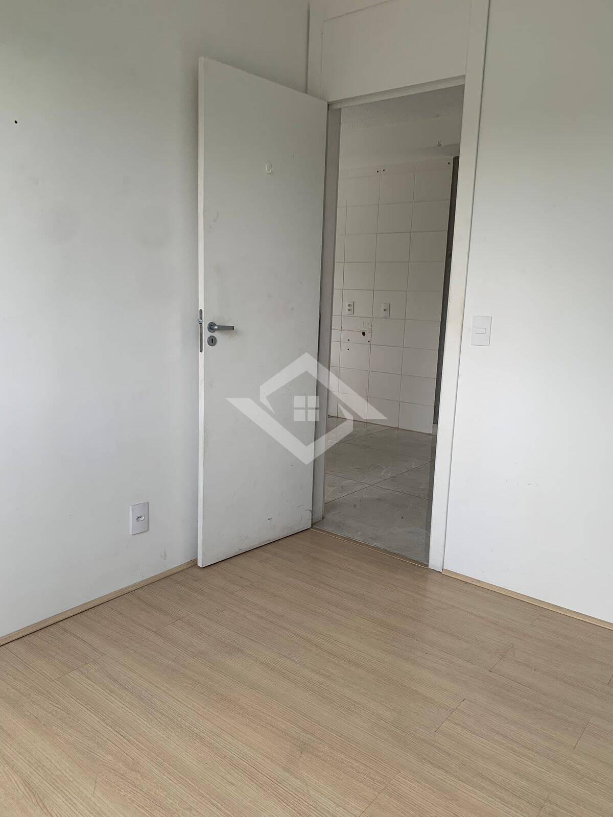 Apartamento à venda com 2 quartos, 42m² - Foto 11