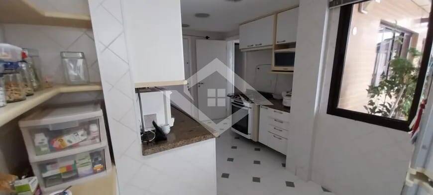 Apartamento à venda com 4 quartos, 360m² - Foto 31