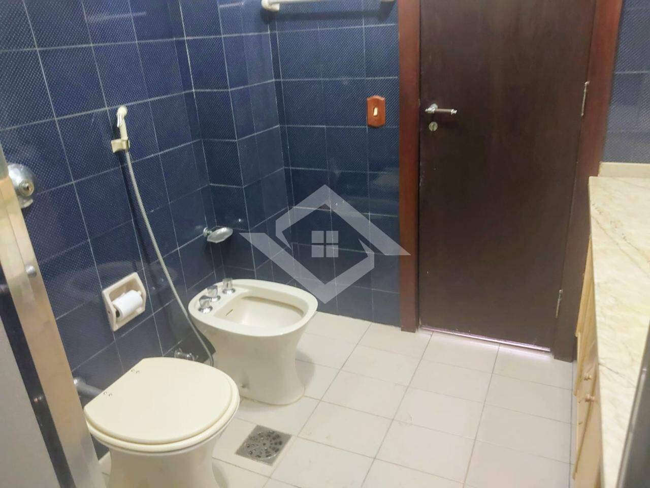 Apartamento à venda com 3 quartos, 150m² - Foto 11