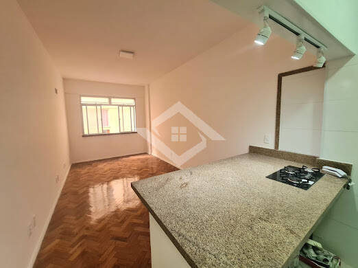 Apartamento à venda com 1 quarto, 31m² - Foto 1