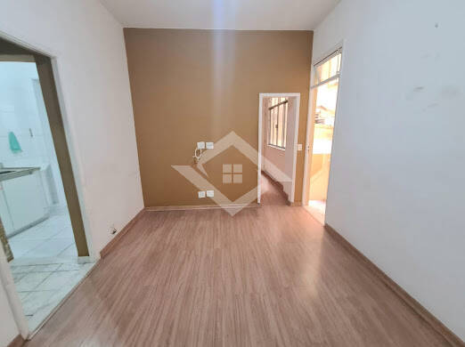 Apartamento à venda com 2 quartos, 55m² - Foto 2