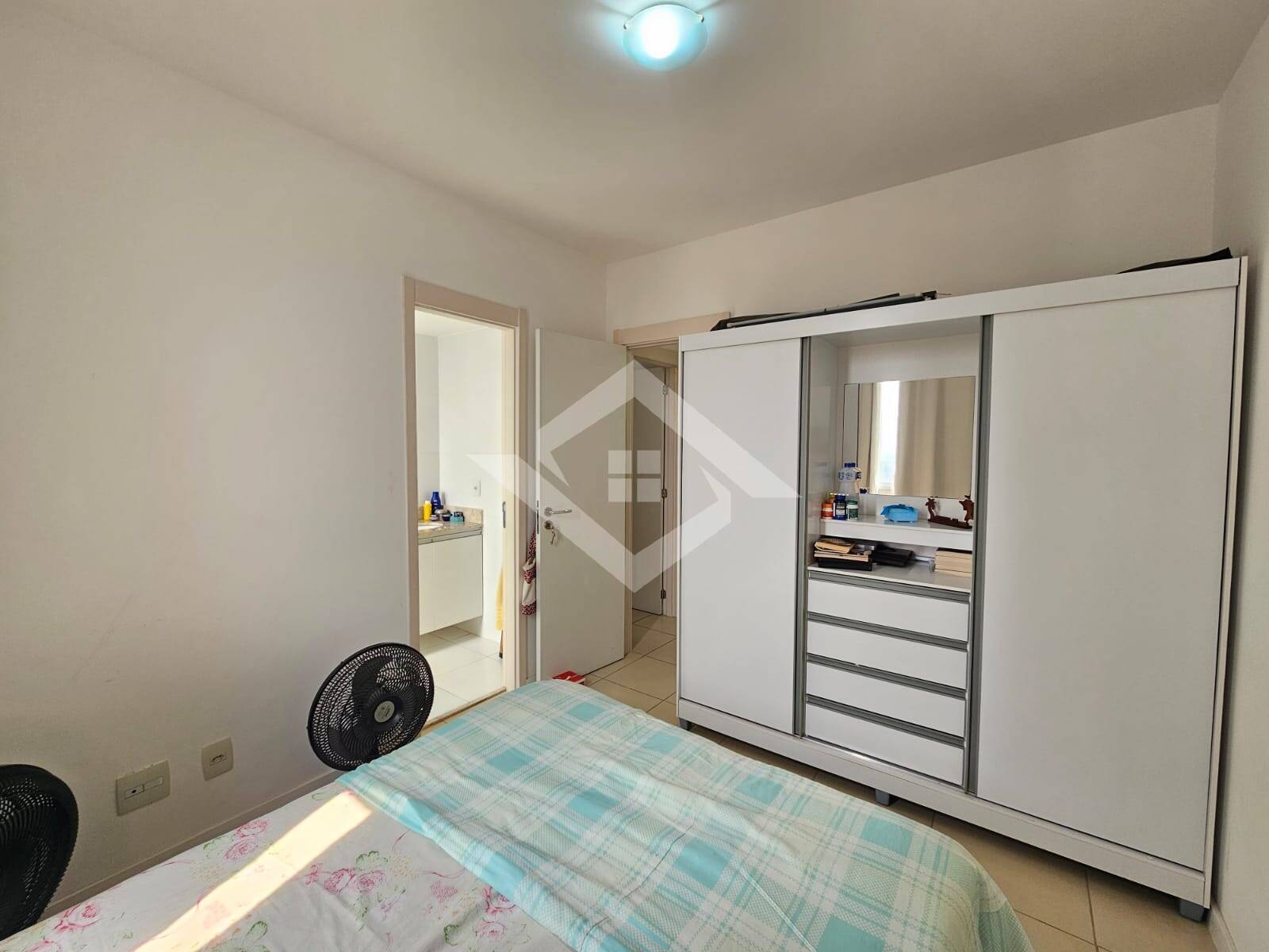 Apartamento à venda com 3 quartos, 145m² - Foto 16