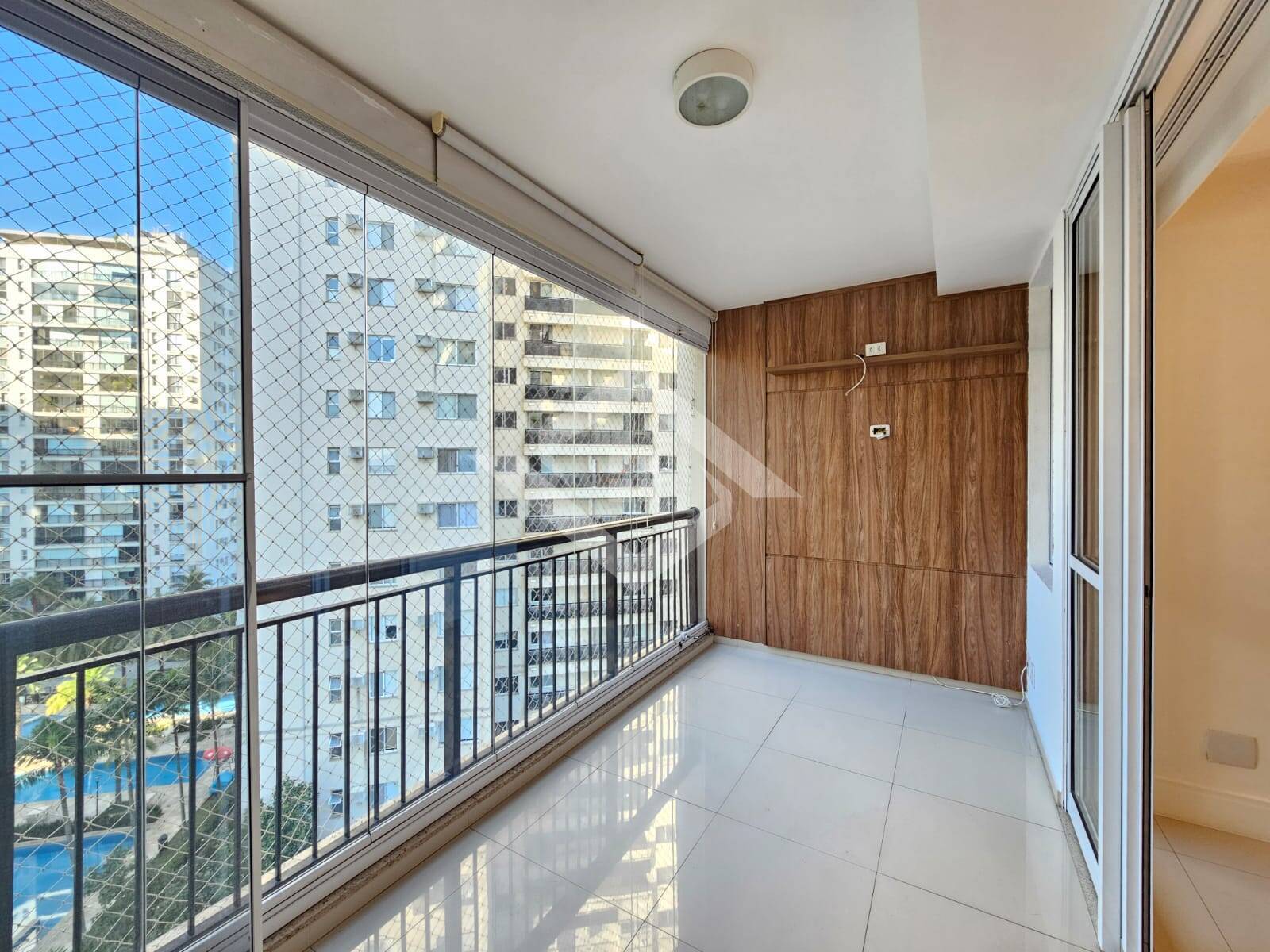 Apartamento à venda com 4 quartos, 144m² - Foto 2