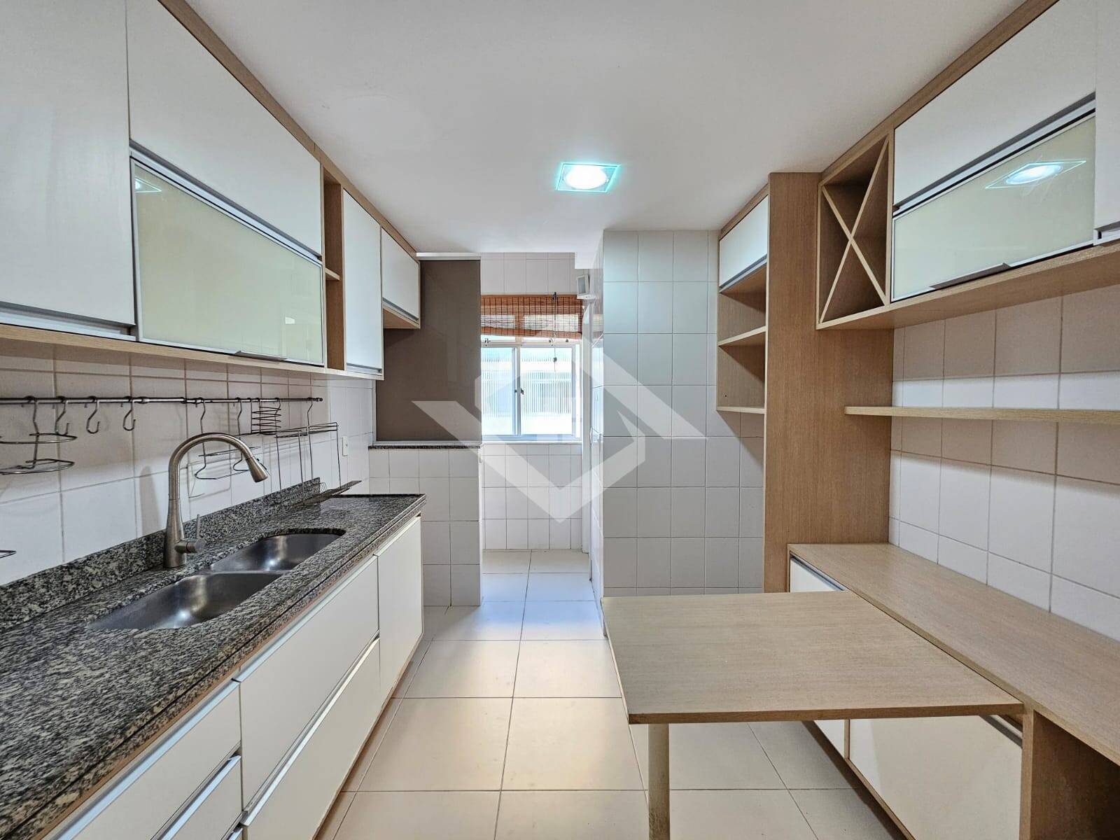 Apartamento à venda com 4 quartos, 169m² - Foto 10