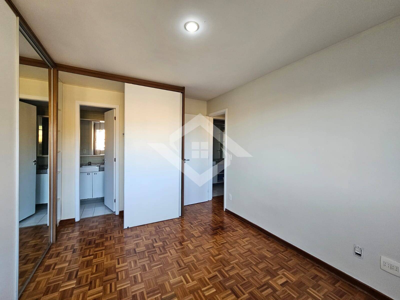 Apartamento à venda com 4 quartos, 169m² - Foto 19