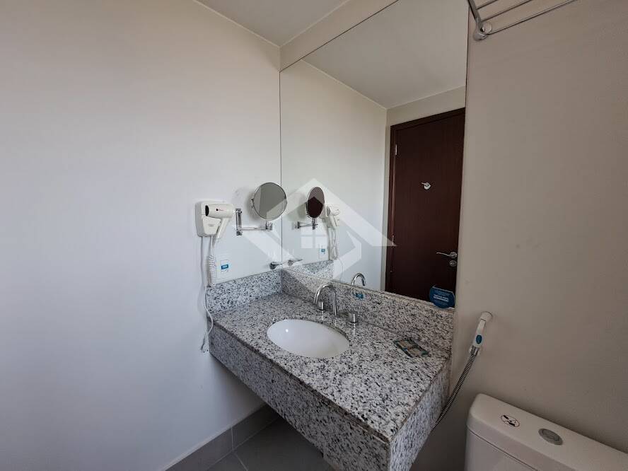 Apartamento à venda com 2 quartos, 66m² - Foto 15