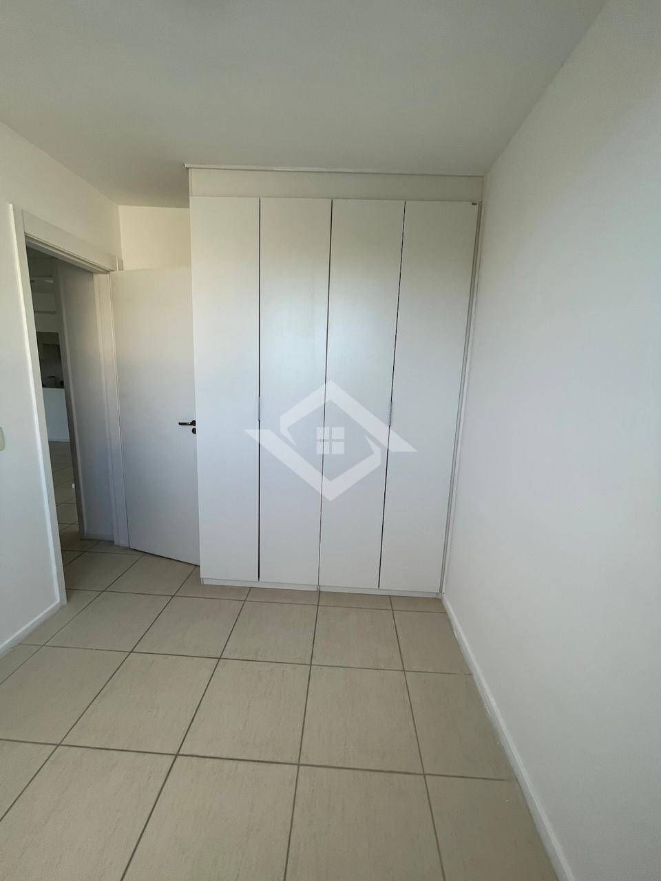 Apartamento à venda com 2 quartos, 60m² - Foto 6