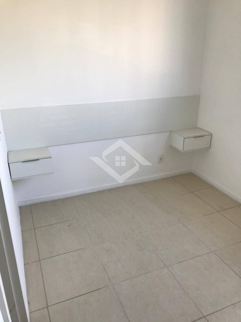 Apartamento à venda com 2 quartos, 60m² - Foto 12