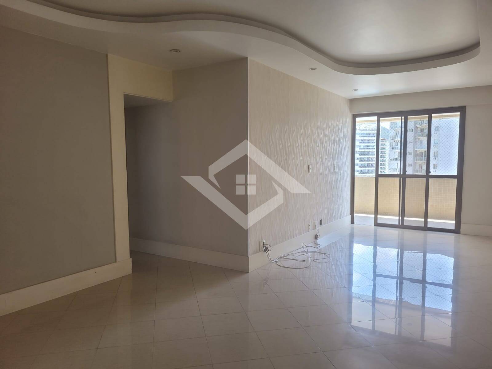 Apartamento à venda com 3 quartos, 130m² - Foto 17