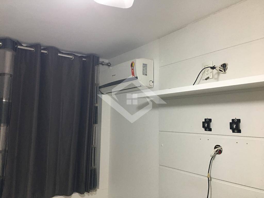 Apartamento à venda com 2 quartos, 55m² - Foto 4