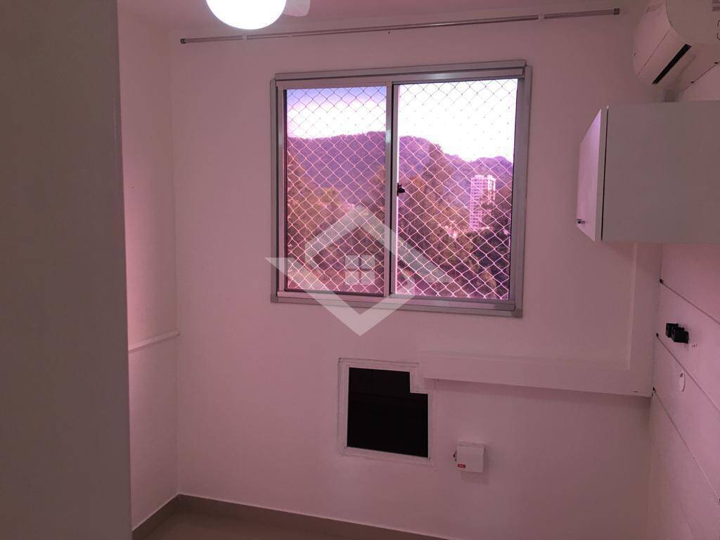 Apartamento à venda com 2 quartos, 55m² - Foto 9