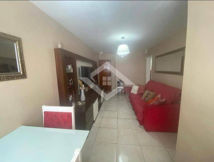 Apartamento à venda com 2 quartos, 70m² - Foto 2