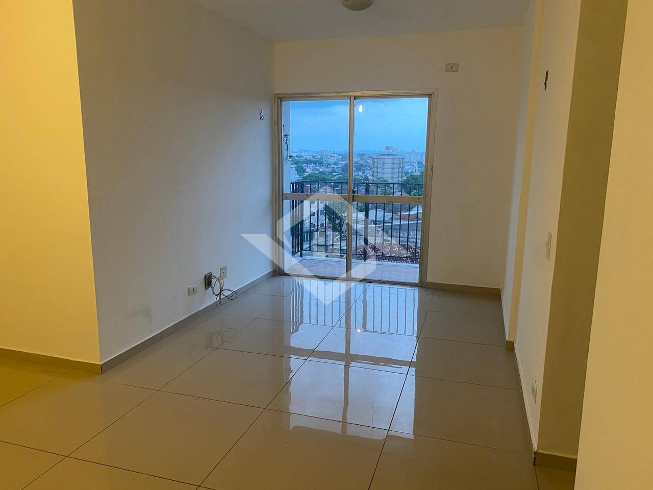 Apartamento à venda com 3 quartos, 87m² - Foto 2