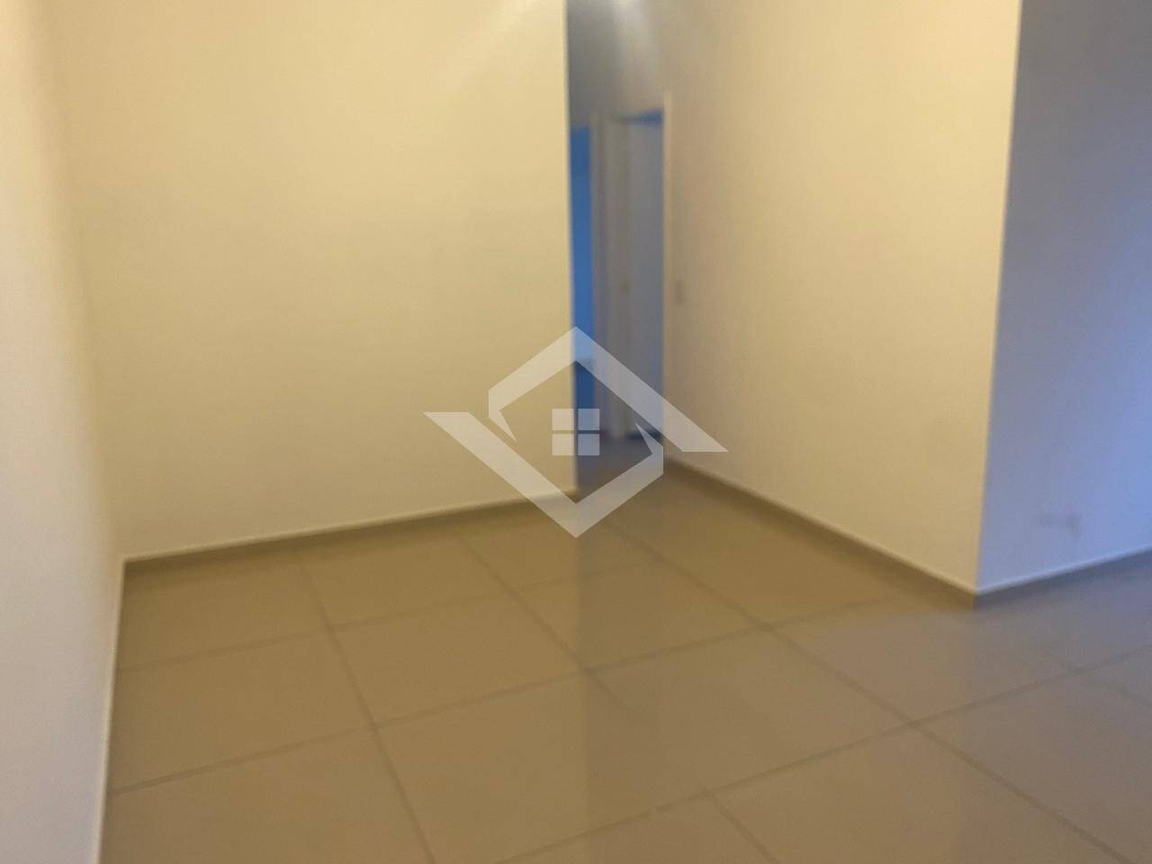 Apartamento à venda com 3 quartos, 87m² - Foto 4