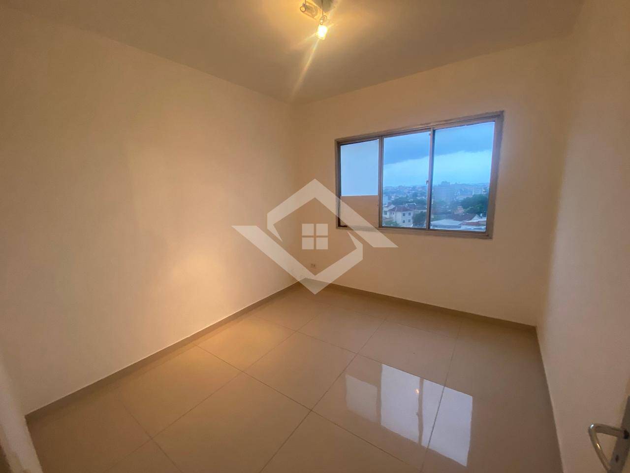 Apartamento à venda com 3 quartos, 87m² - Foto 13