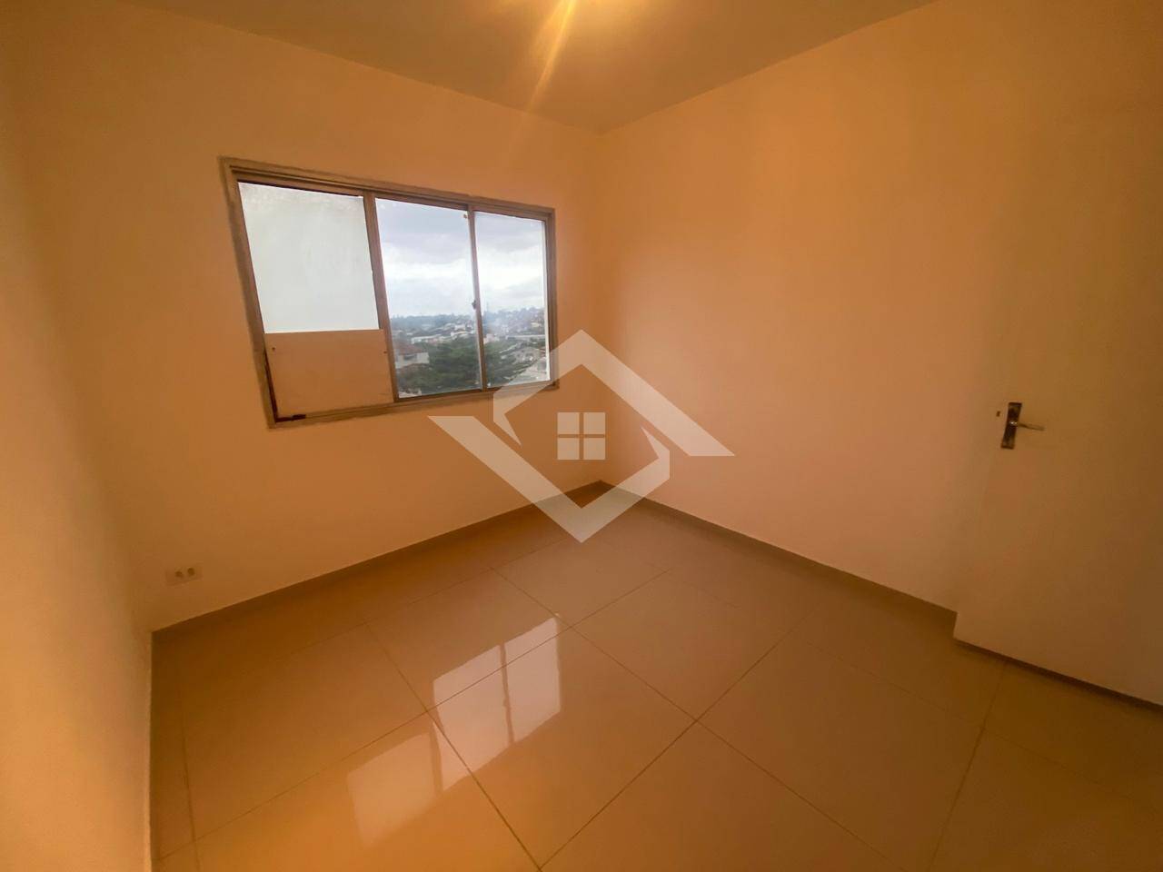 Apartamento à venda com 3 quartos, 87m² - Foto 14