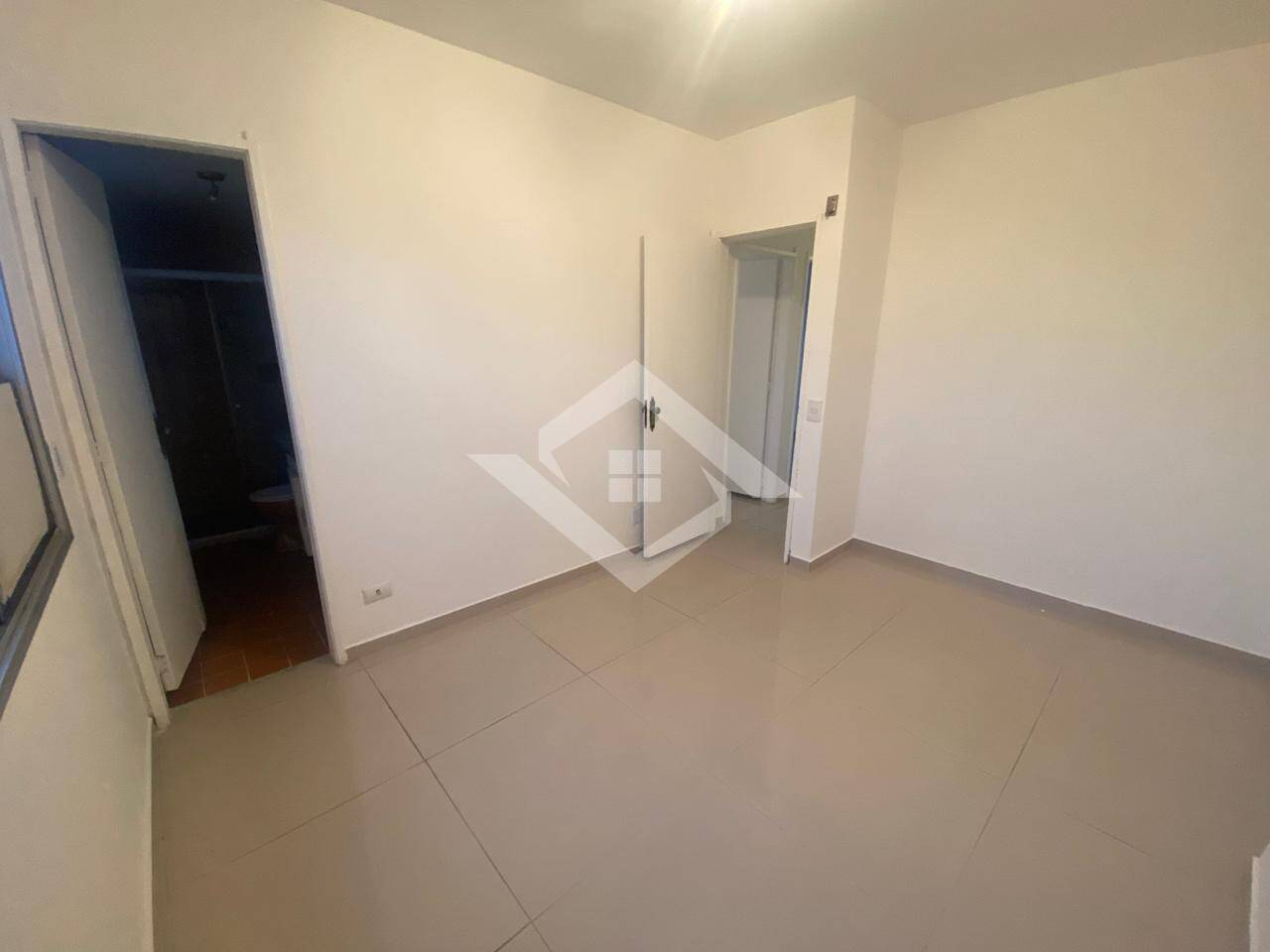 Apartamento à venda com 3 quartos, 87m² - Foto 19