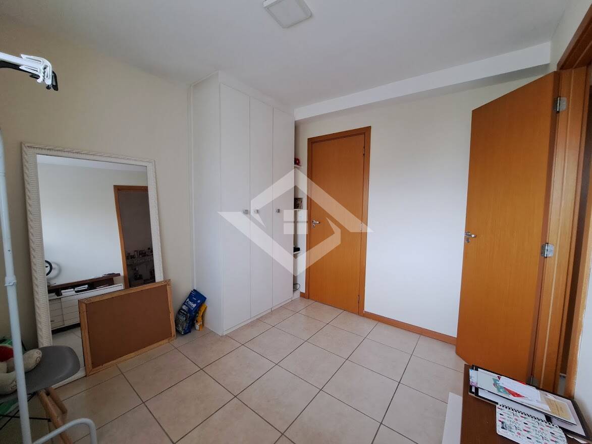 Apartamento à venda com 3 quartos, 83m² - Foto 13