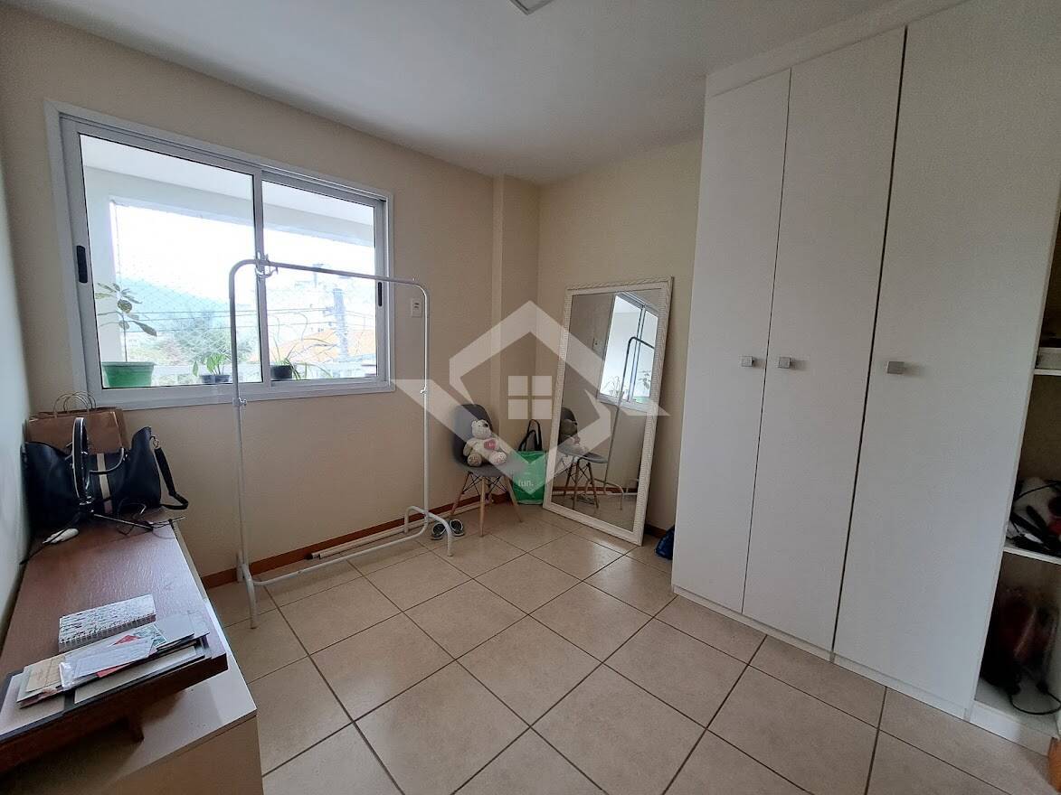 Apartamento à venda com 3 quartos, 83m² - Foto 11