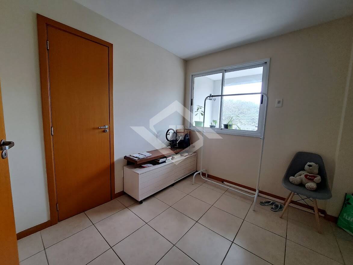 Apartamento à venda com 3 quartos, 83m² - Foto 12