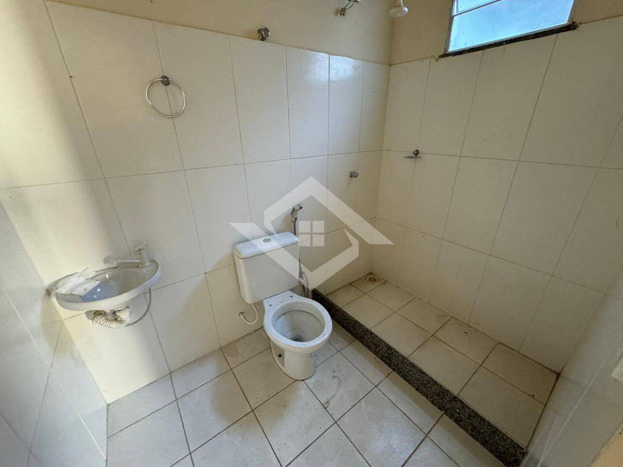 Casa para alugar com 1 quarto, 50m² - Foto 4