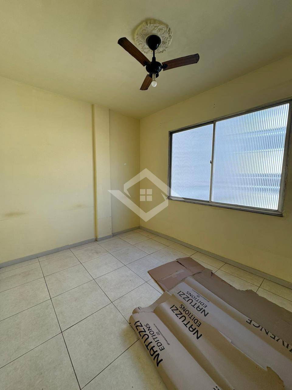 Apartamento para alugar com 2 quartos, 70m² - Foto 12