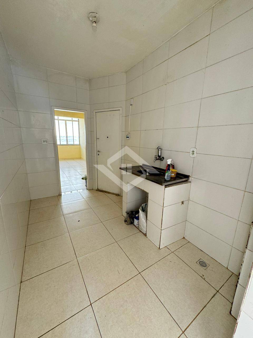 Apartamento para alugar com 2 quartos, 70m² - Foto 9