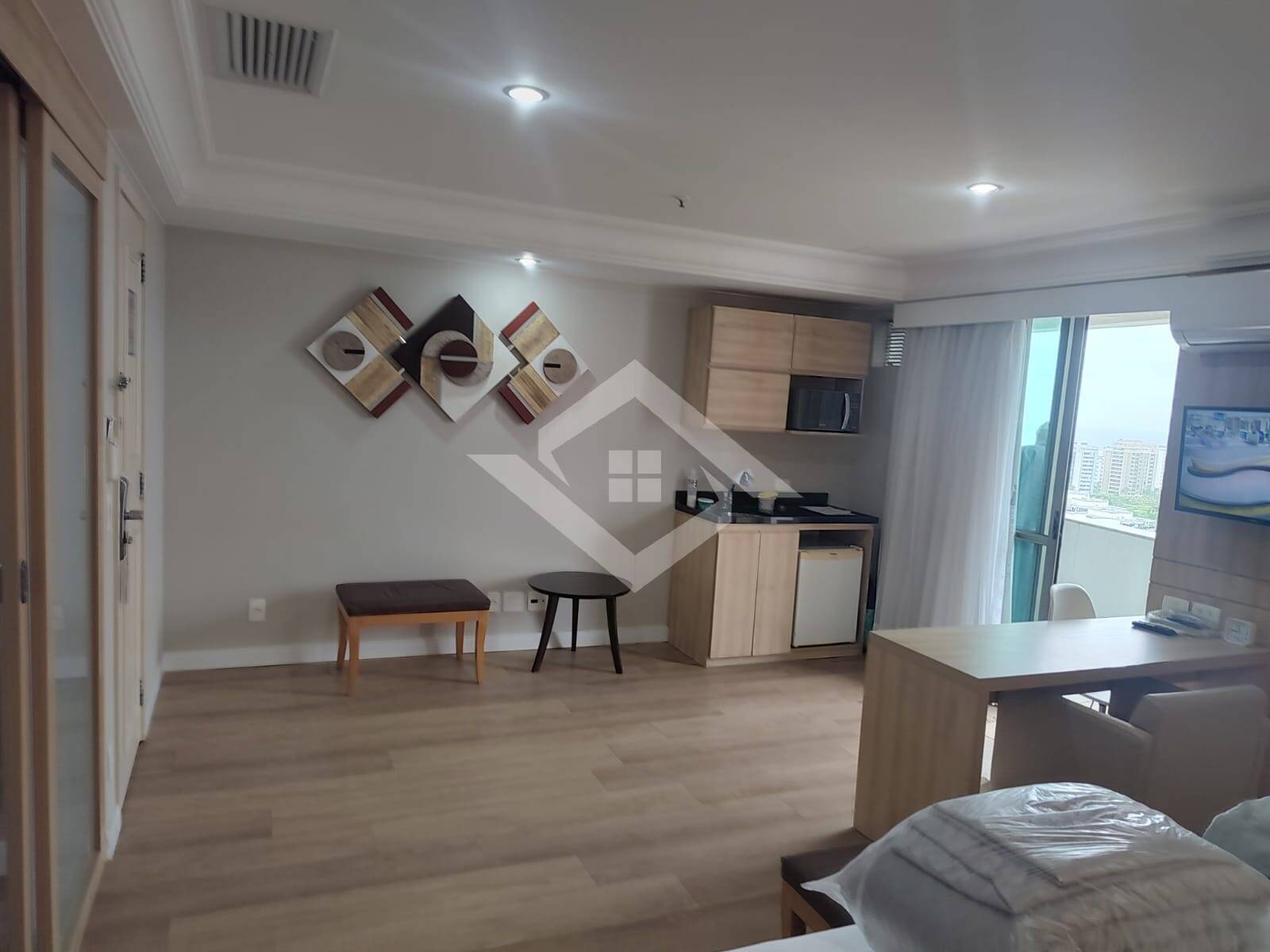 Apartamento à venda com 2 quartos, 65m² - Foto 3