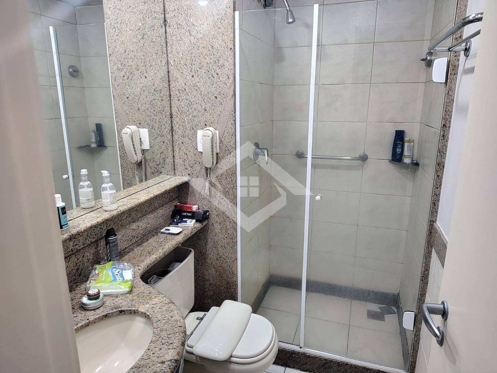 Apartamento à venda com 2 quartos, 65m² - Foto 19