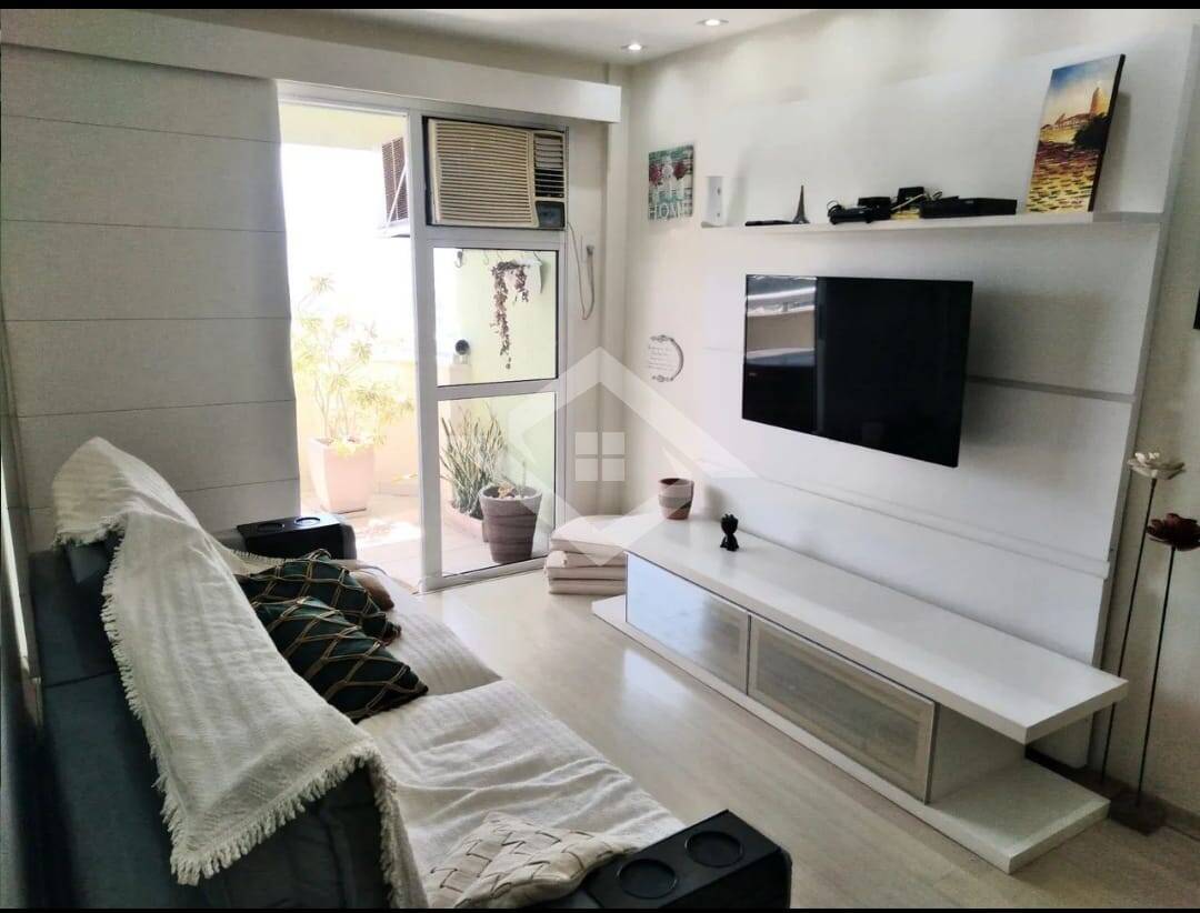 Apartamento para alugar com 3 quartos, 90m² - Foto 1