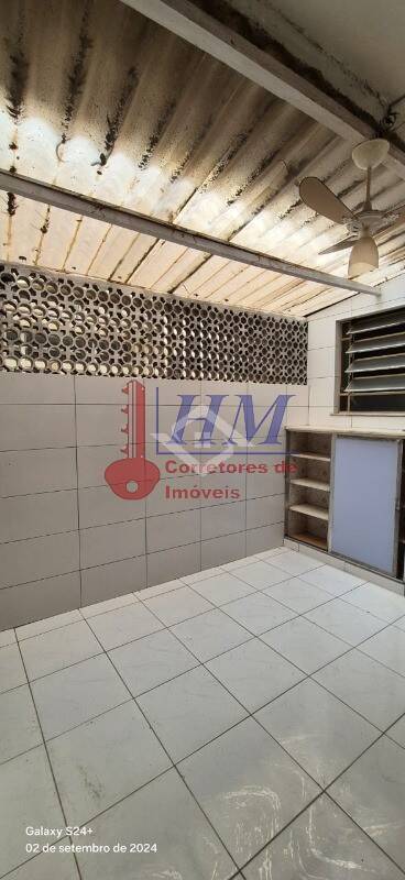 Apartamento para alugar com 3 quartos, 95m² - Foto 12