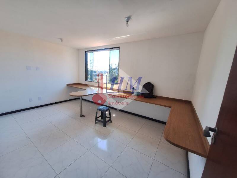 Casa à venda com 6 quartos, 320m² - Foto 20