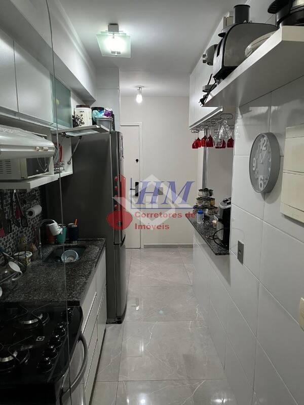 Apartamento à venda com 3 quartos, 66m² - Foto 12