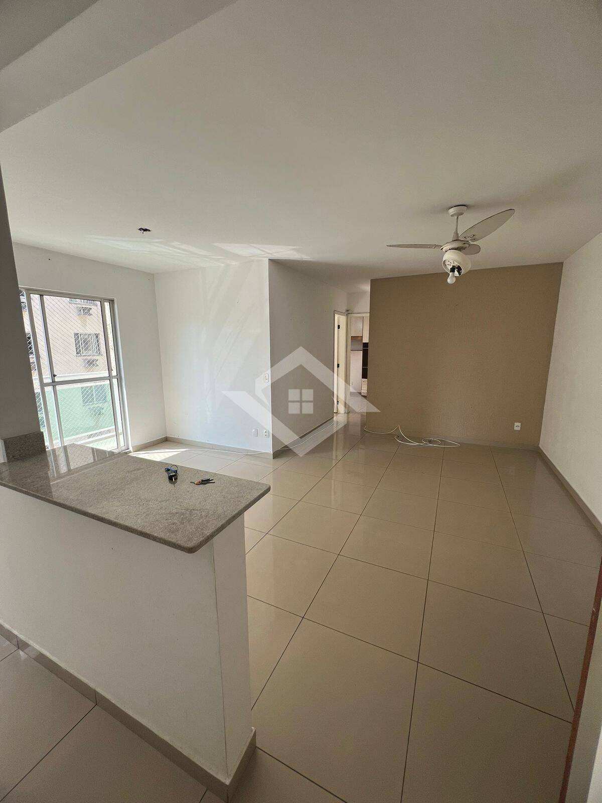 Apartamento para alugar com 2 quartos, 65m² - Foto 3