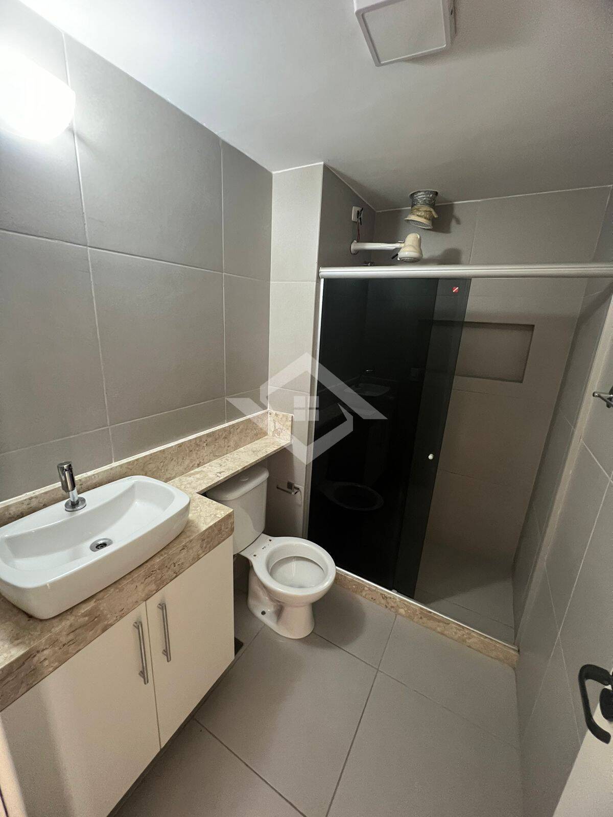 Apartamento para alugar com 2 quartos, 65m² - Foto 11