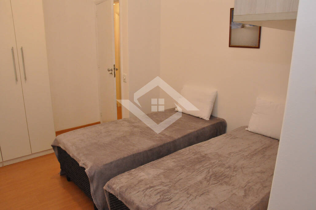 Apartamento à venda com 3 quartos, 100m² - Foto 11