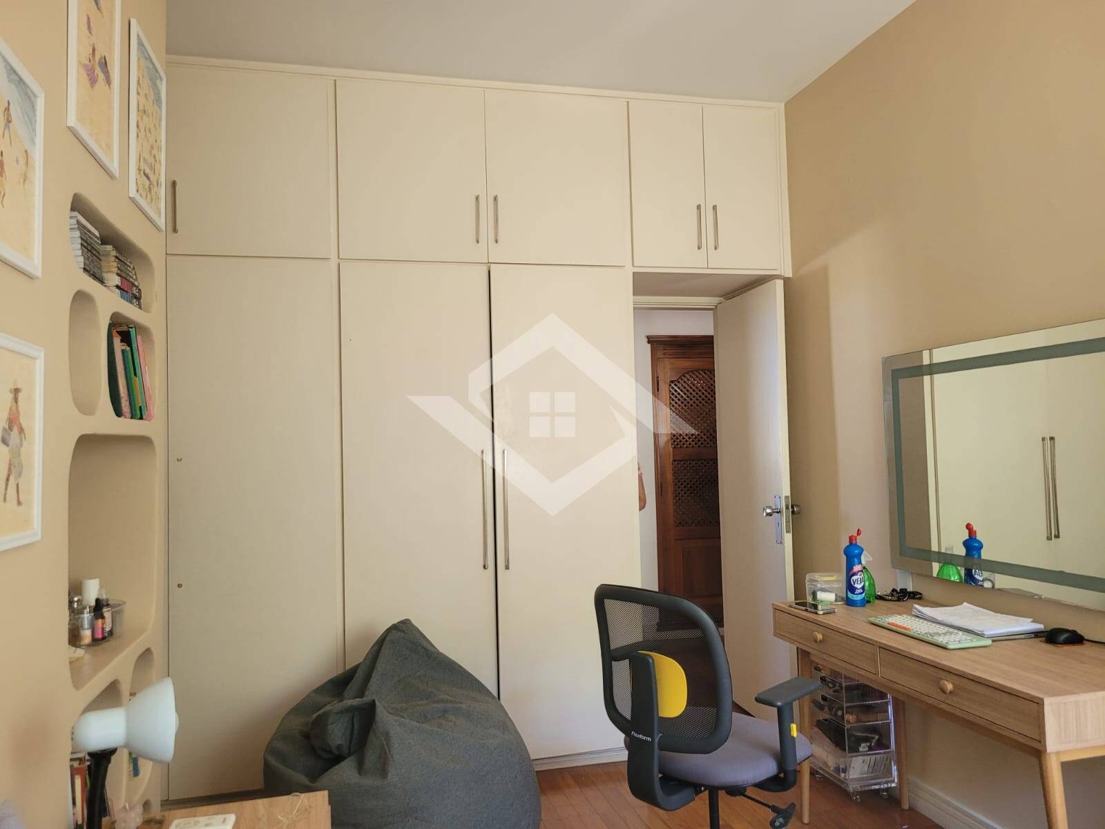 Apartamento à venda com 4 quartos, 177m² - Foto 6