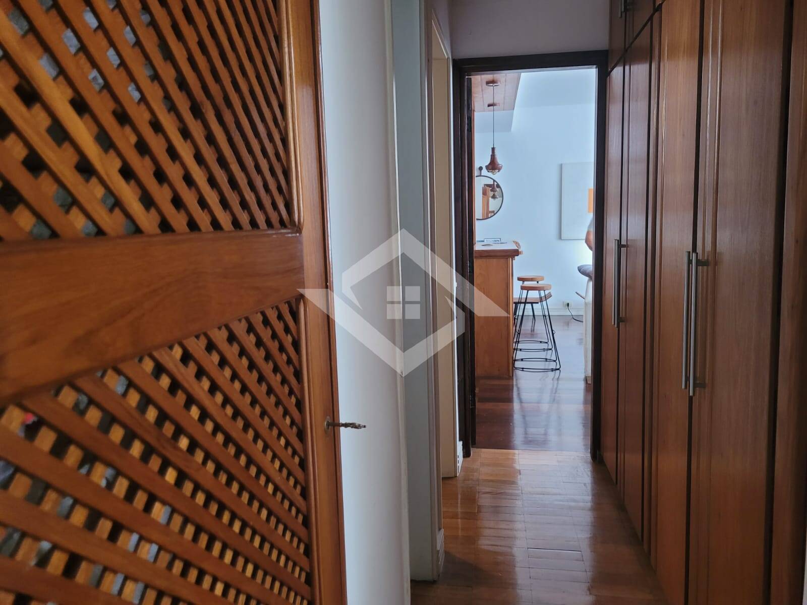 Apartamento à venda com 4 quartos, 177m² - Foto 15