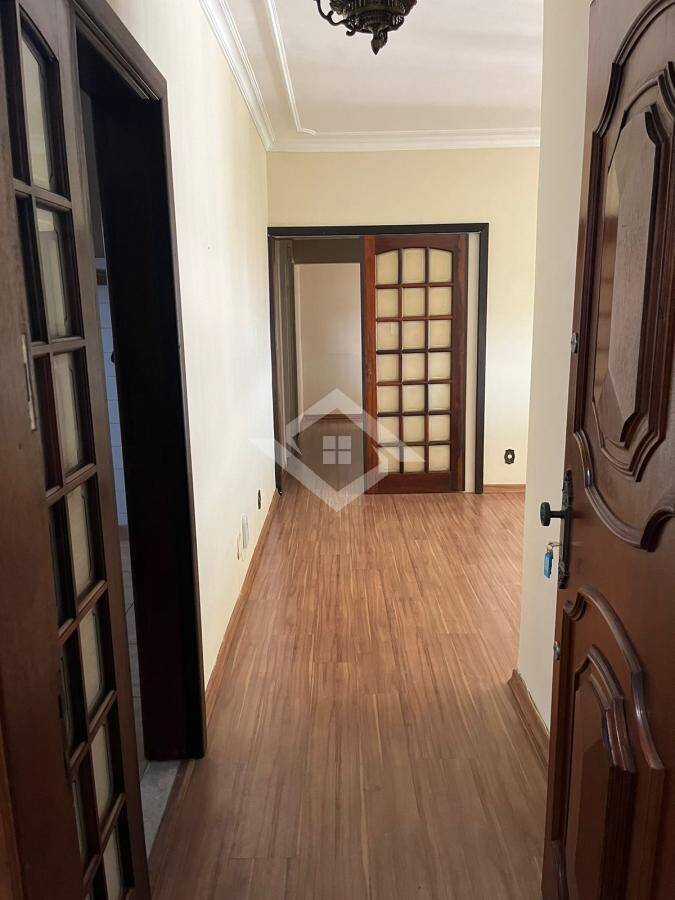 Apartamento à venda com 3 quartos, 50m² - Foto 3