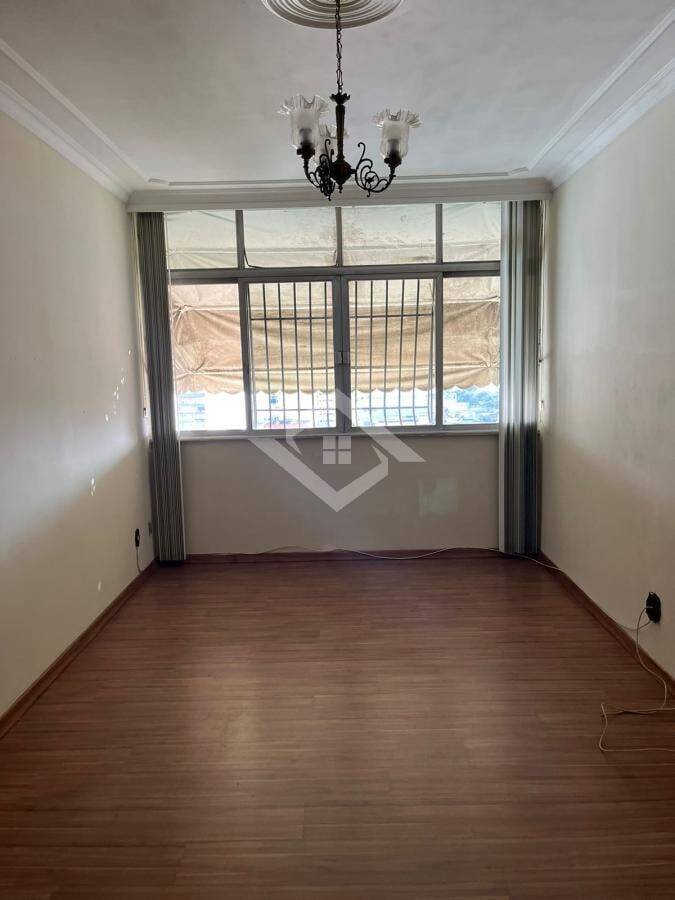 Apartamento à venda com 3 quartos, 50m² - Foto 4