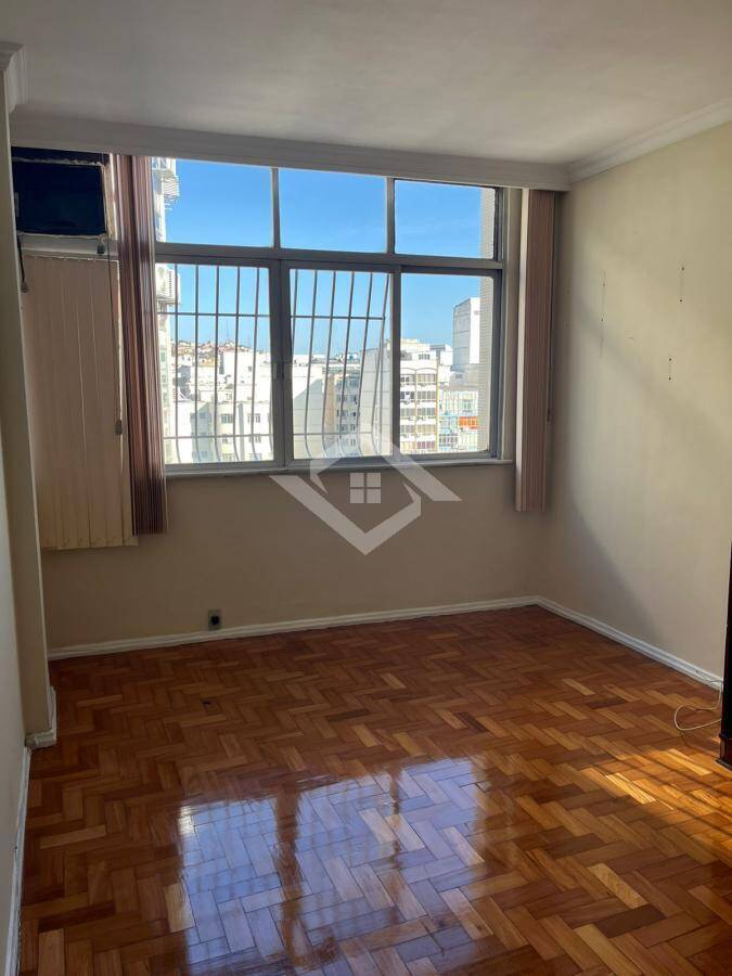 Apartamento à venda com 3 quartos, 50m² - Foto 9