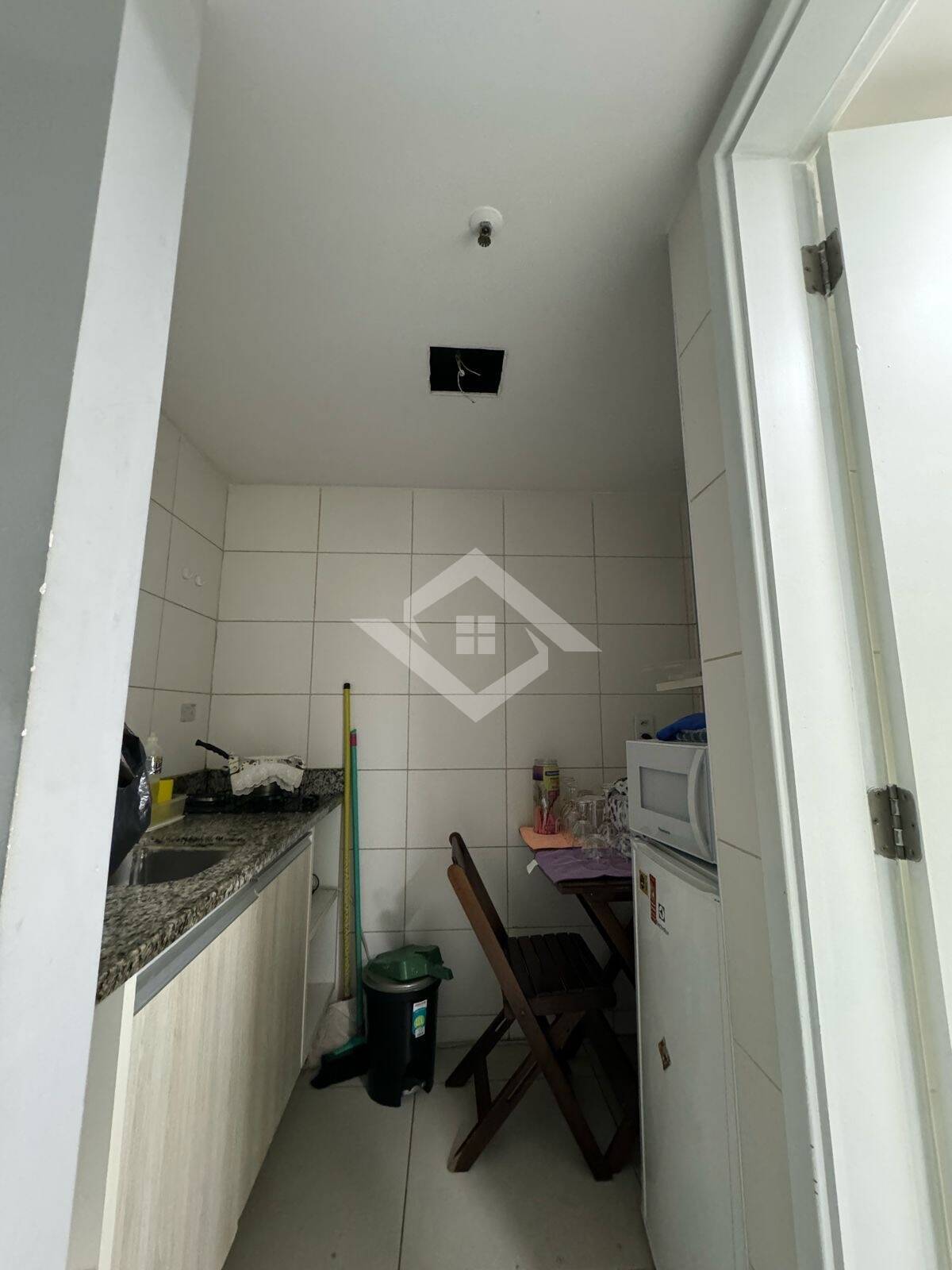 Apartamento para alugar com 1 quarto, 30m² - Foto 3