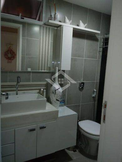 Apartamento à venda com 2 quartos, 50m² - Foto 11