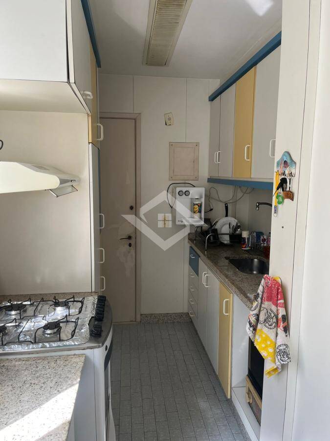 Apartamento à venda com 2 quartos, 55m² - Foto 12