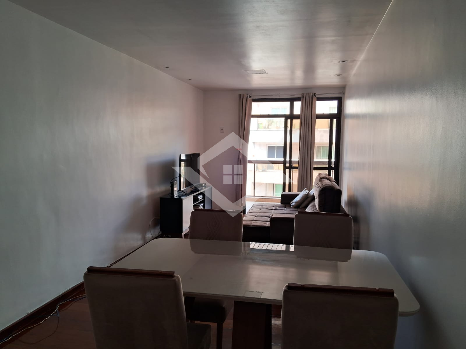 Apartamento à venda com 2 quartos, 102m² - Foto 11