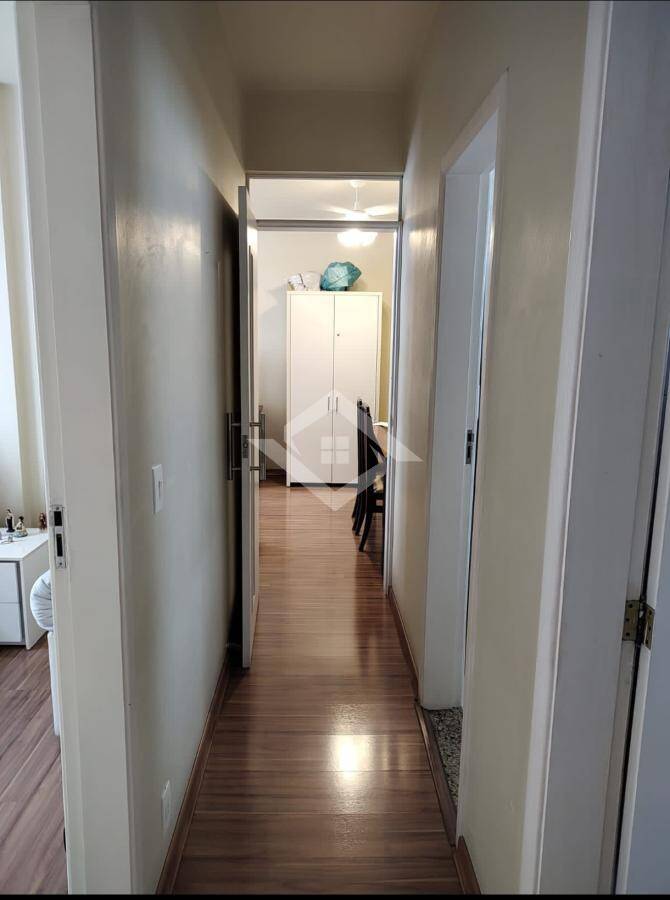 Apartamento à venda com 2 quartos, 70m² - Foto 10