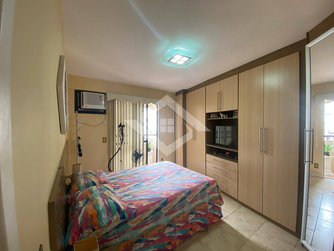 Apartamento à venda com 2 quartos, 172m² - Foto 3