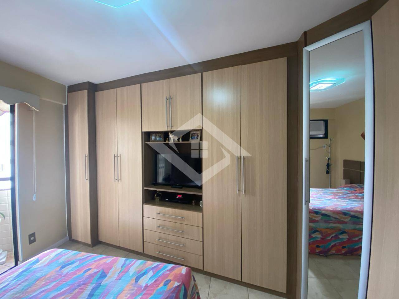 Apartamento à venda com 2 quartos, 172m² - Foto 5