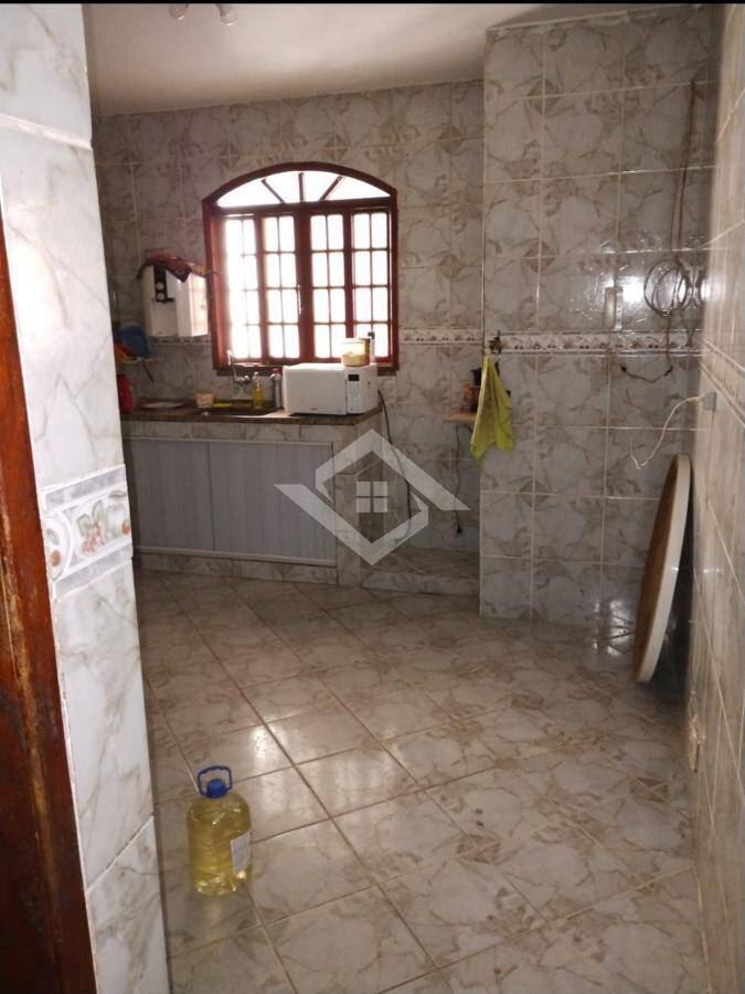 Casa à venda com 3 quartos, 60m² - Foto 15