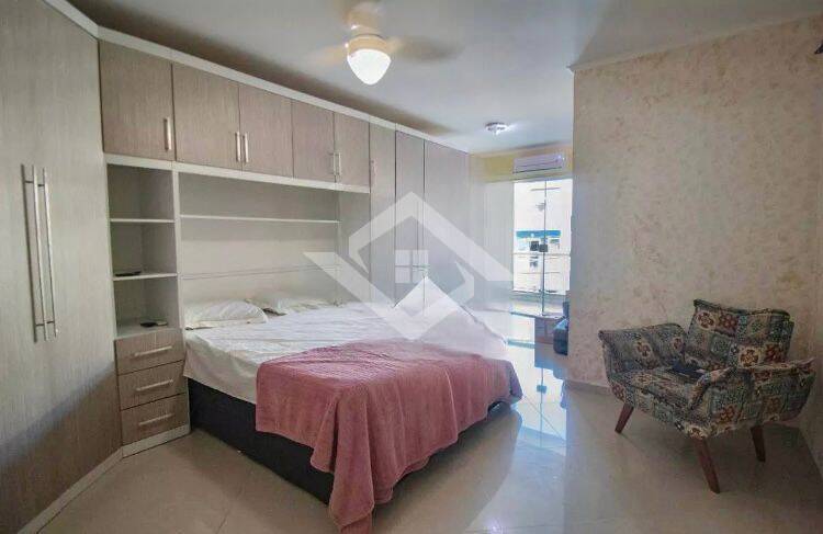 Casa à venda com 3 quartos, 136m² - Foto 14